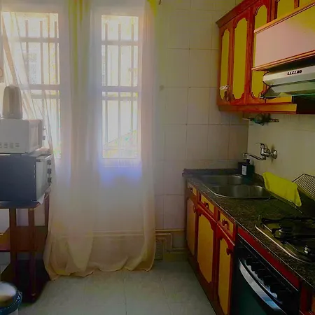 Casa Magica Cerca De Academia Naval Apartmán